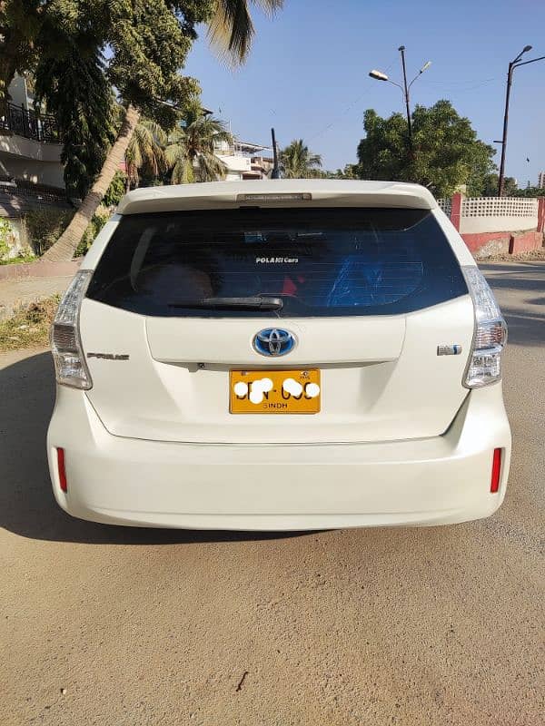 Toyota Prius Alpha 2012/15 4