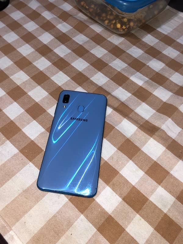 Samsung A30 4/64gb PTA Approved With Box 0