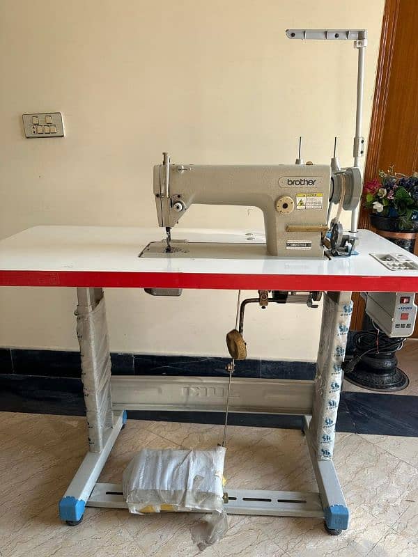 Juki sewing machine with table condition 10/10 0