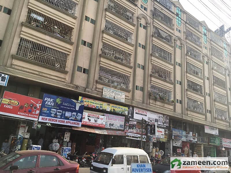 Main Johar Mor Shop : Rented to a brand 0