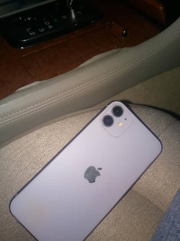 iphone 11 64gb Factory unlocked non pta 1