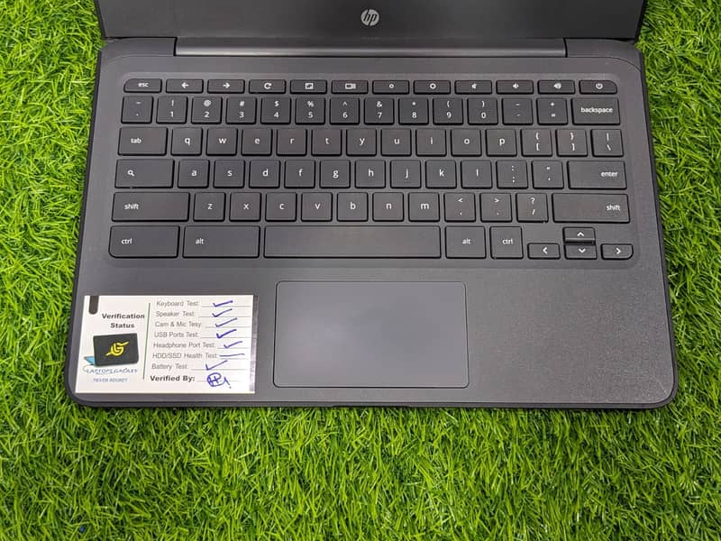 Hp Chromebook 11G7 4GB RAM 16GB Storage Builtin Playstore 2029 Update! 1