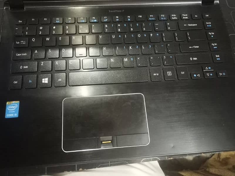 Acer Travel Mate P446 i5 6th generation 1