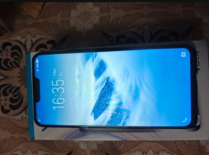 Vivo y85 new mobile with box and charger 0