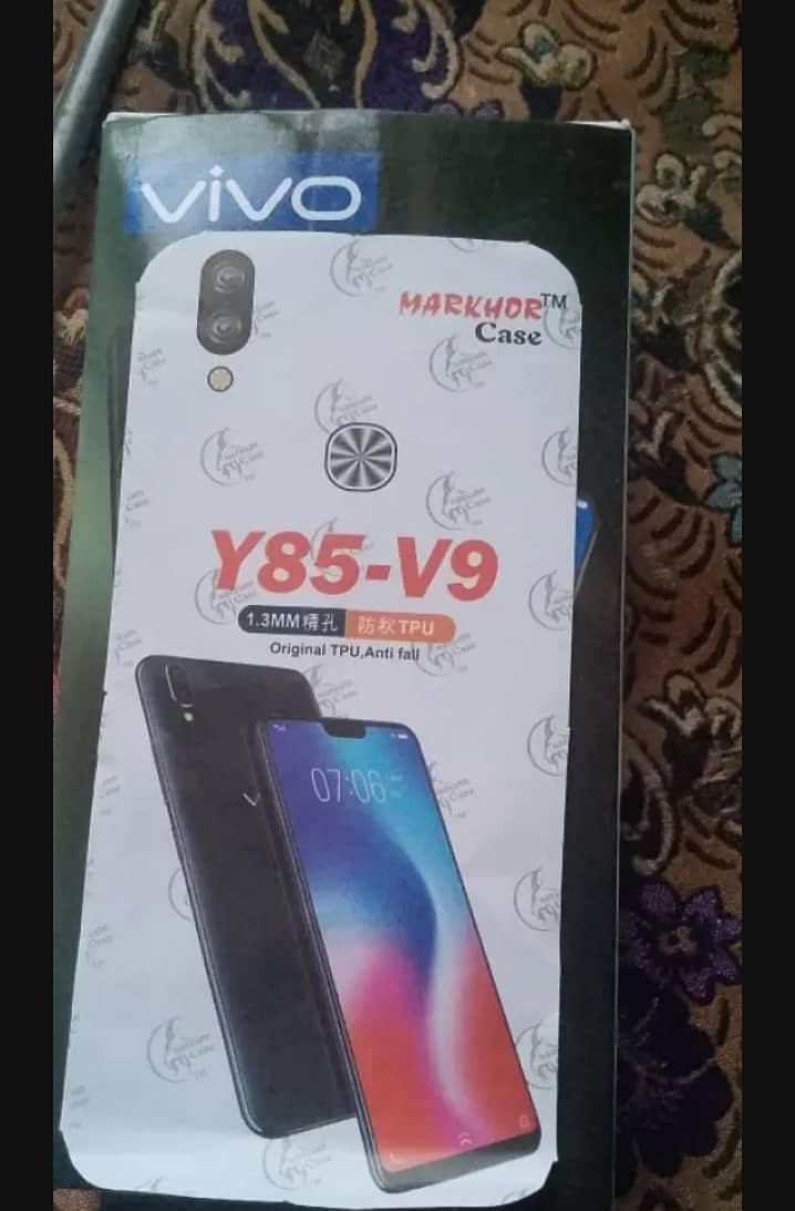 Vivo y85 new mobile with box and charger 2