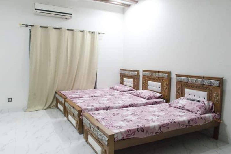 Luxury Boys Hostel near UCP 0