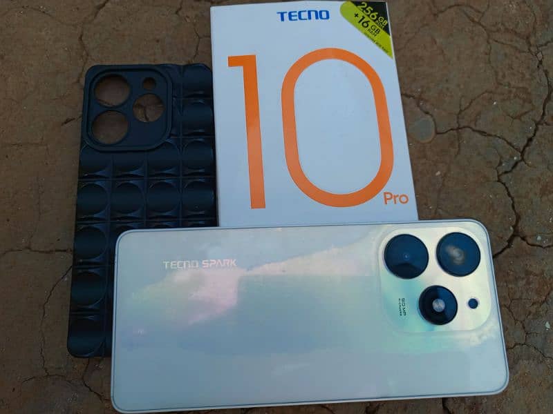 TecnoSpark 10 Pro(256GB/16GB). No exchange & Price final 8