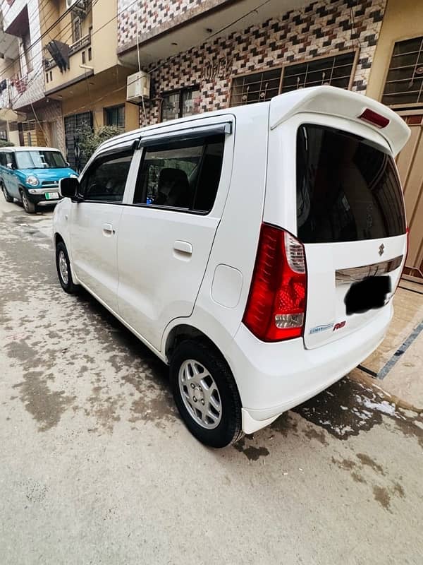 Suzuki Wagon R 2021 registered in 2022 Bumper to Bumper jenioun 1