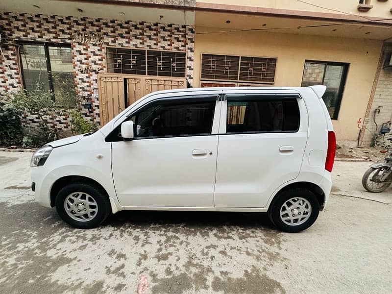 Suzuki Wagon R 2021 registered in 2022 Bumper to Bumper jenioun 3