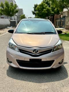 Toyota Vitz 2011 (Full Option)