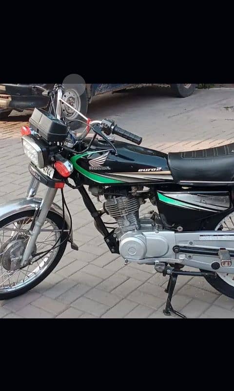 Honda CG 125 Good Condition Bike For Sale 9