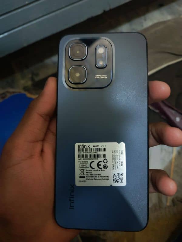 Infinix hot 50i (open box) 6 128 with box and charger 3