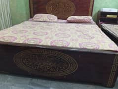 Bed side tables with matress