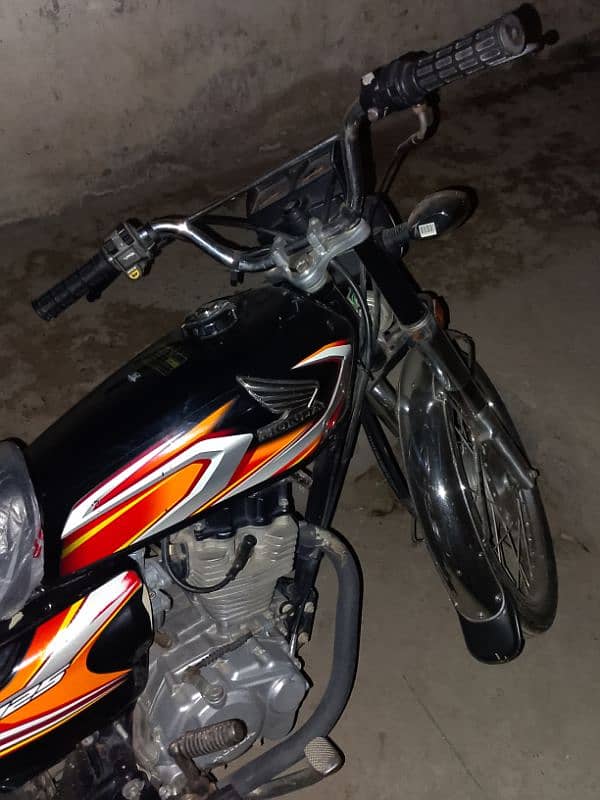 HONDA CG 125 03102547525 MY WHATSAPP NO 4