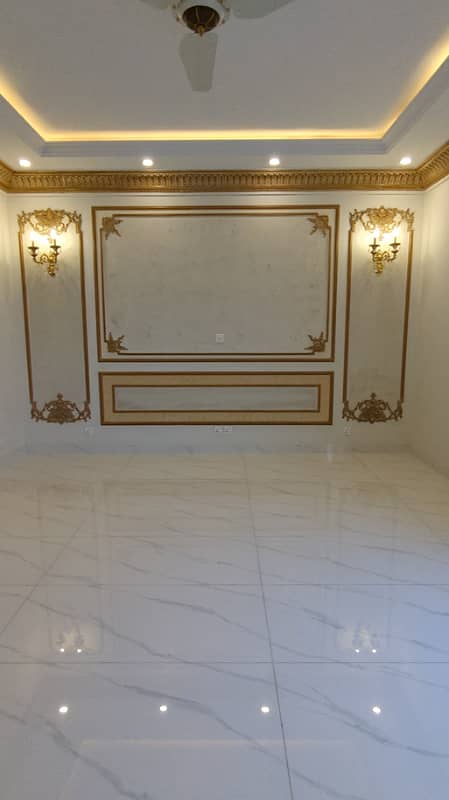 1 Kanal Luxury House for Sale in X-Block DHA Phase 7 Lahore 13