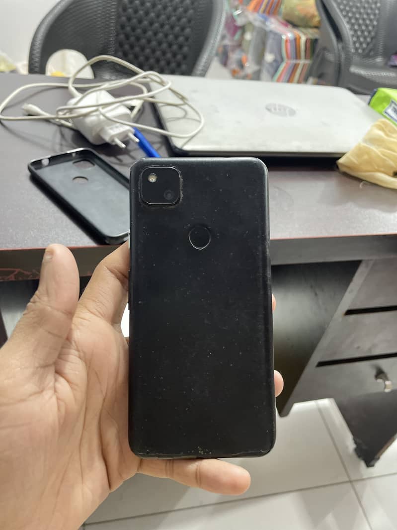 Google Pixel 4a 3