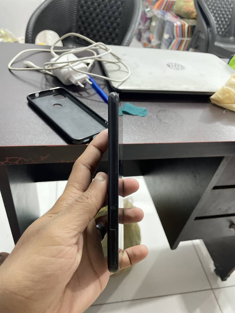 Google Pixel 4a 4