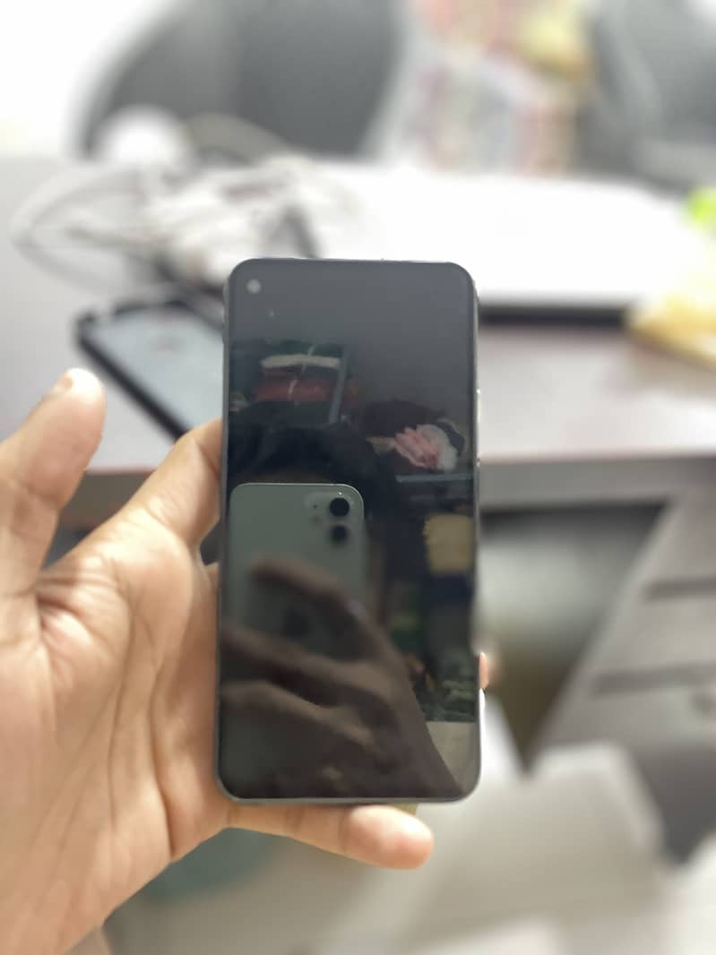 Google Pixel 4a 5