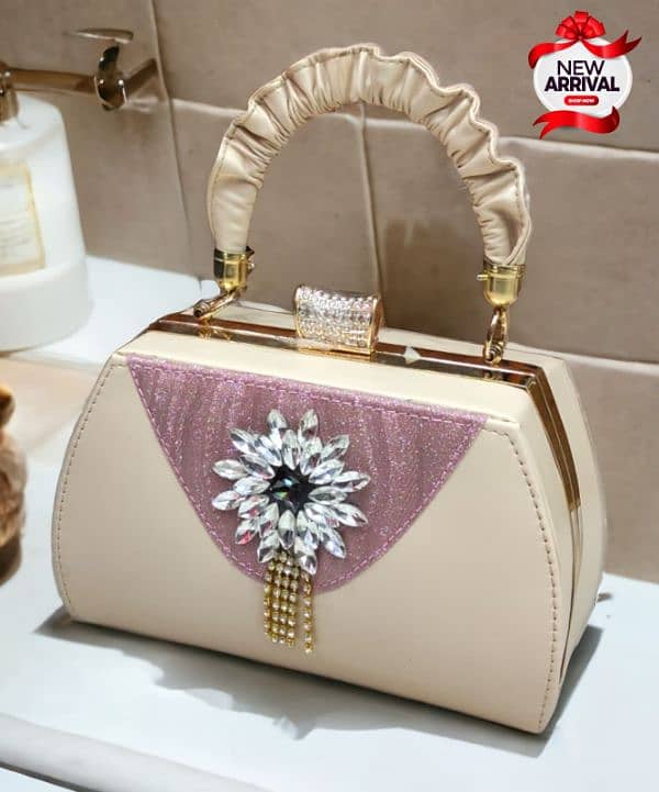 GIRLS HAND BAGS,AFFORDABLE PRICE,BEAUTIFUL HAND BAGS FOR GIRLS 1