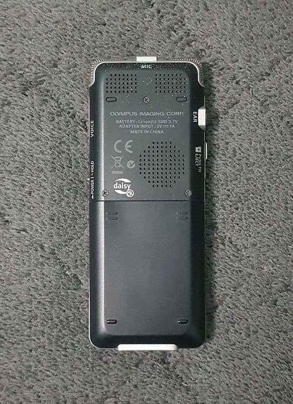 Olympus Digital Stereo Sound Recorder. 6