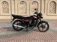 Suzuki GR-150 2022 model only 3900kms driven, codition like zerometer