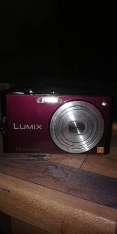 i want to sell my camera urjent 14mp