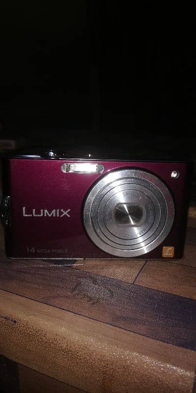 i want to sell my camera urjent 14mp 0