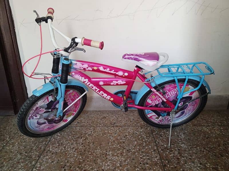 Girls cycle for 6-8 yrs old 1