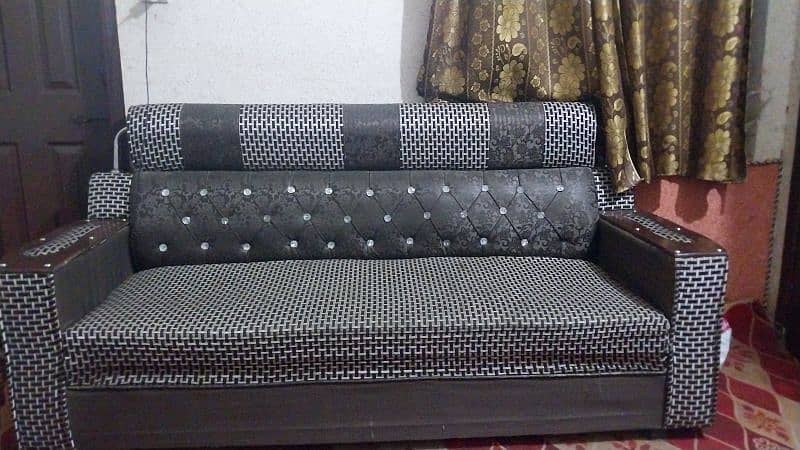 5 seater wooden sofa, price negotiable 1