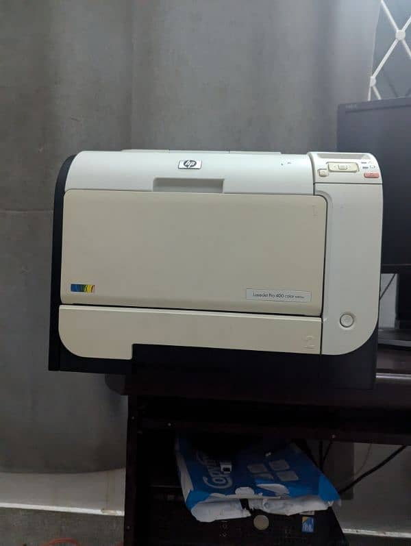 LaserJet pro Color Printer. HP M451dn 5