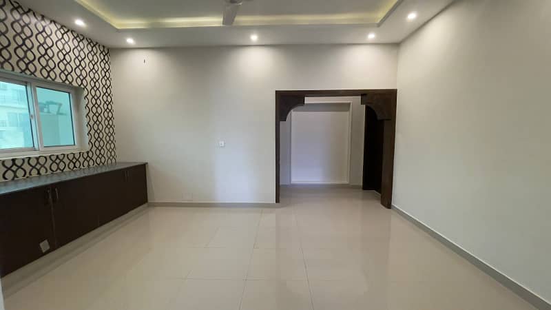 1 Kanal Double Storey House Available For Rent 5