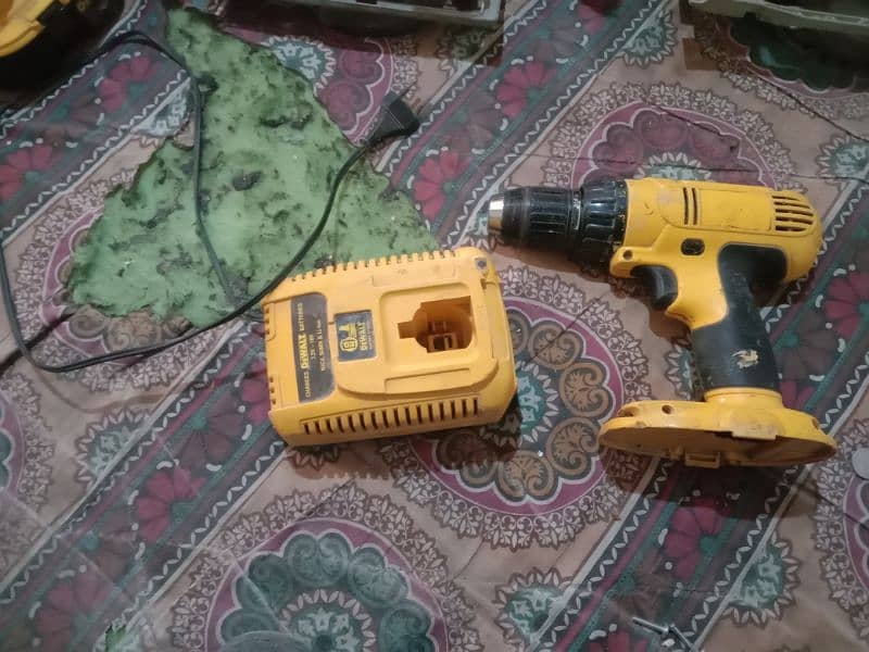 dewalt original cutter and drill machine 2