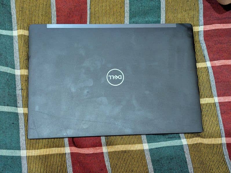 Dell Latitude 7390 0