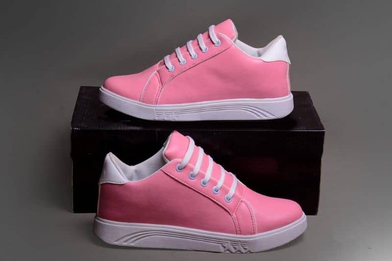 Woman relaxation sneakers 3