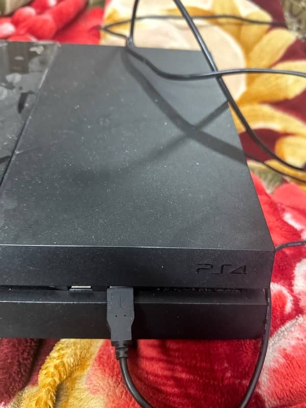 PS4 Fat 500gb For Sale with FOUR games 10/10 condition 6