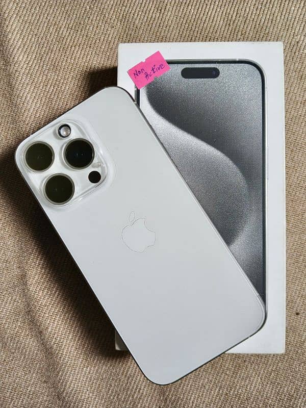 iPhone 15 Pro (White Titanium) JV 256GB 1