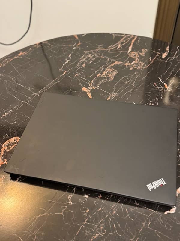 Lenovo Thinkpad i5 8350u 16GB ram 2400mhz, 10/10 Condition 1