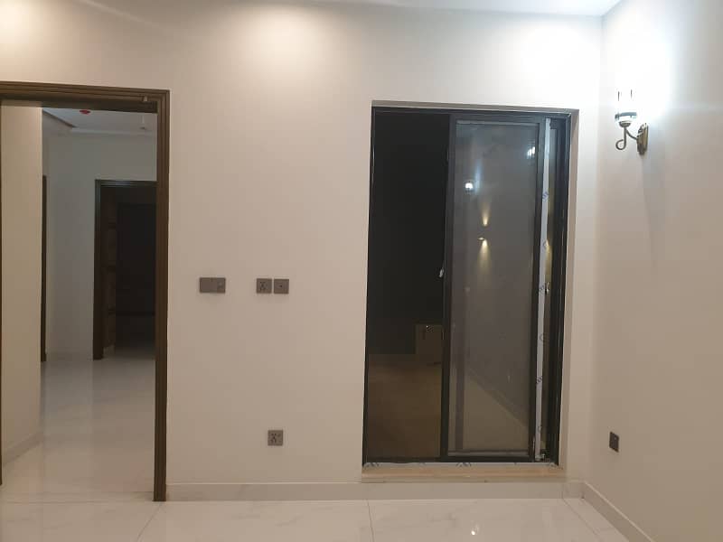 7 Marla Beautiful House Available For Sale In L Block DHA Phase 5 Lahore 16