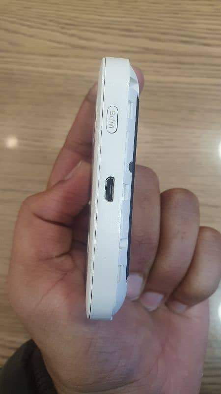 Zong Unlock Device One Hand Use Device Bilkul Thk ha 1