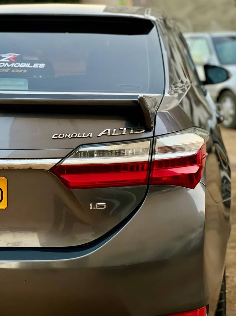 Toyota Corolla Altis 2019 7