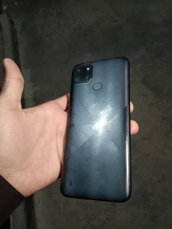 Realme C21-y  4/64 with box and charger condition 10/10 All okay 2