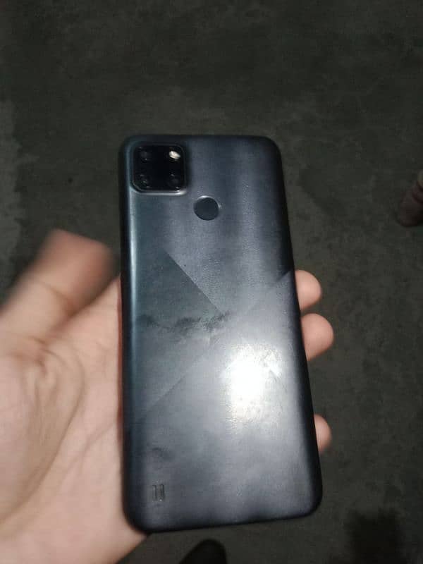 Realme C21-y  4/64 with box and charger condition 10/10 All okay 7