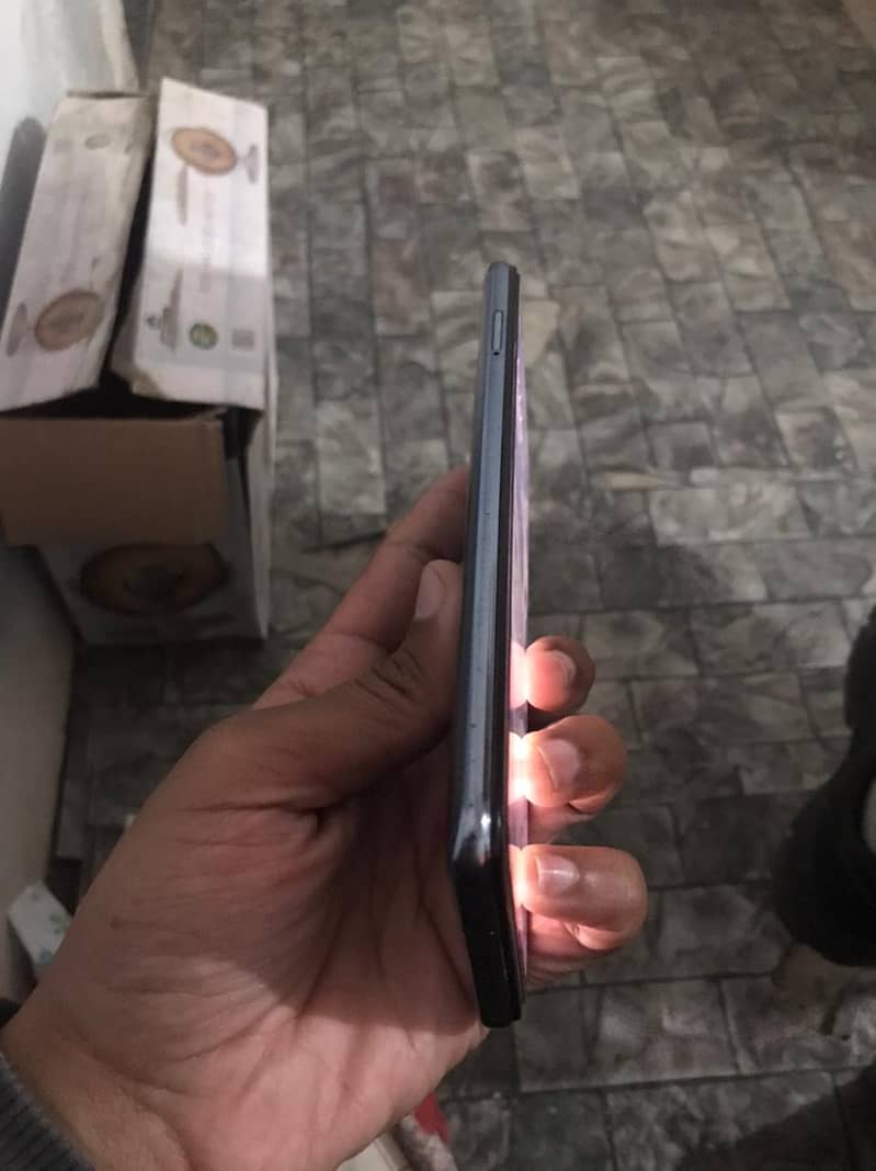 Infinix NOTE 8 3