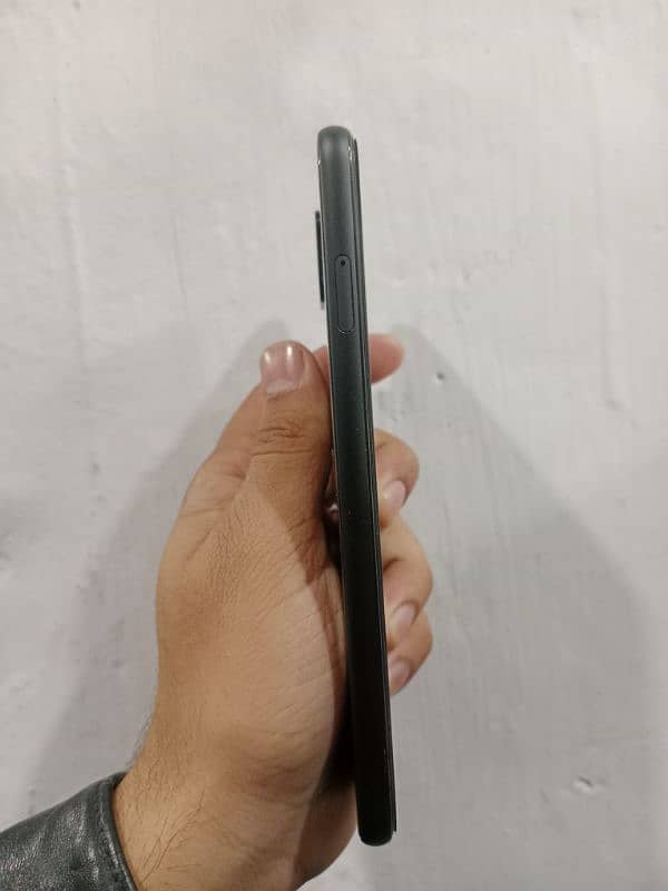 Google Pixel 4xl 6/128GB 3