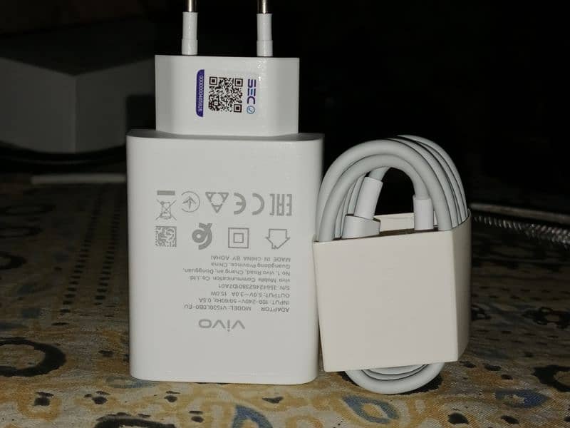 Adapter with cable 0