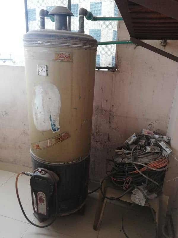 Gas Water Heater 2