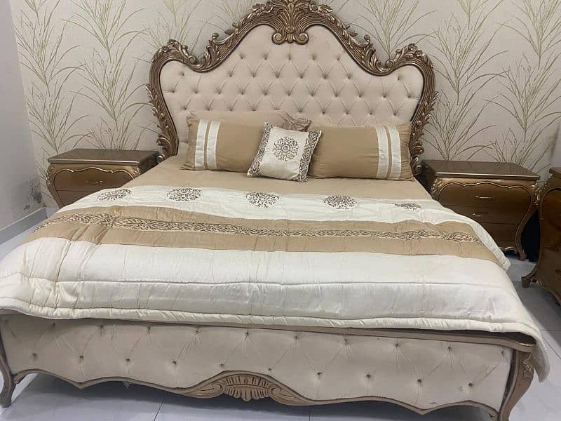 King size bed shesham wood (Chinyoti). 3