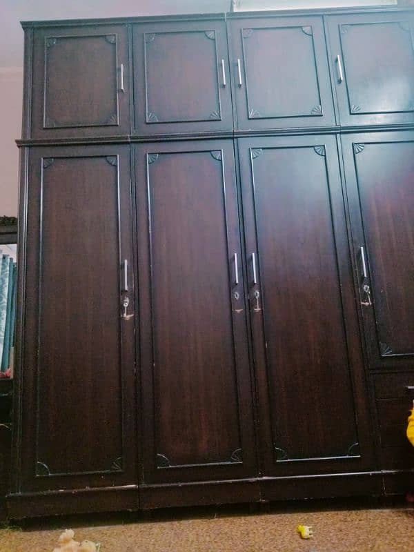 4 door wardrobe/cupboard/almaari/Almirah 2