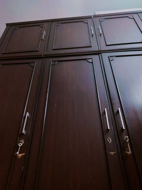 4 door wardrobe/cupboard/almaari/Almirah 4