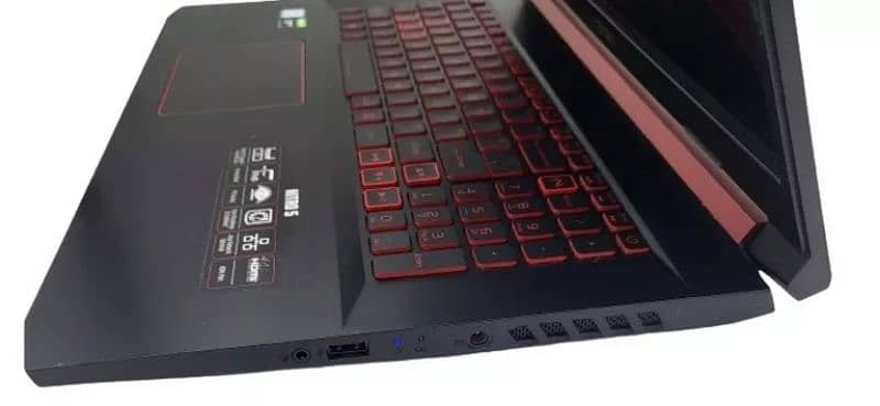 Acer Nitro 5 i7 8th Gen Gaming Laptop – High Performance, 3